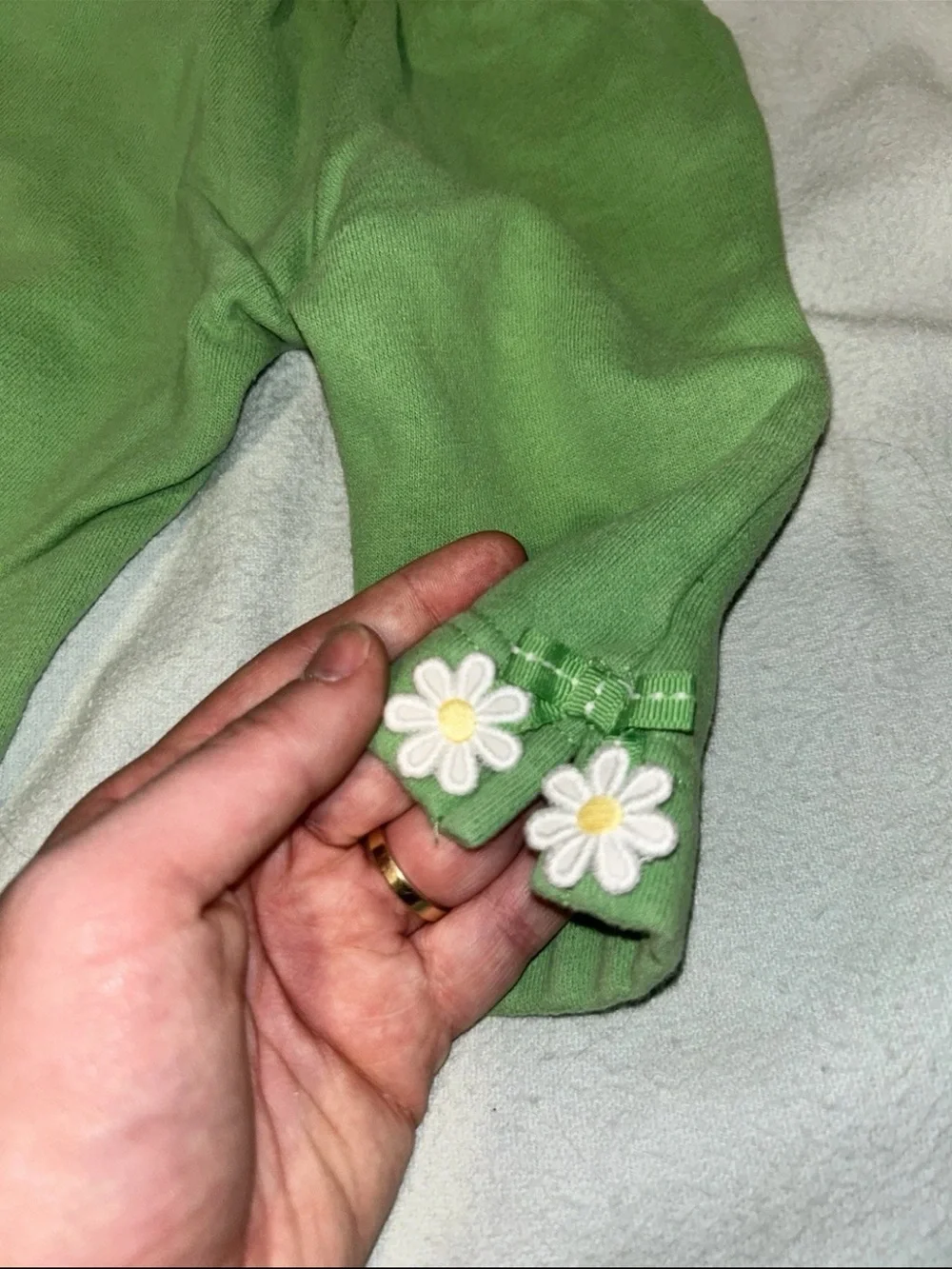 Gymboree Green Daisy Trim Leggings